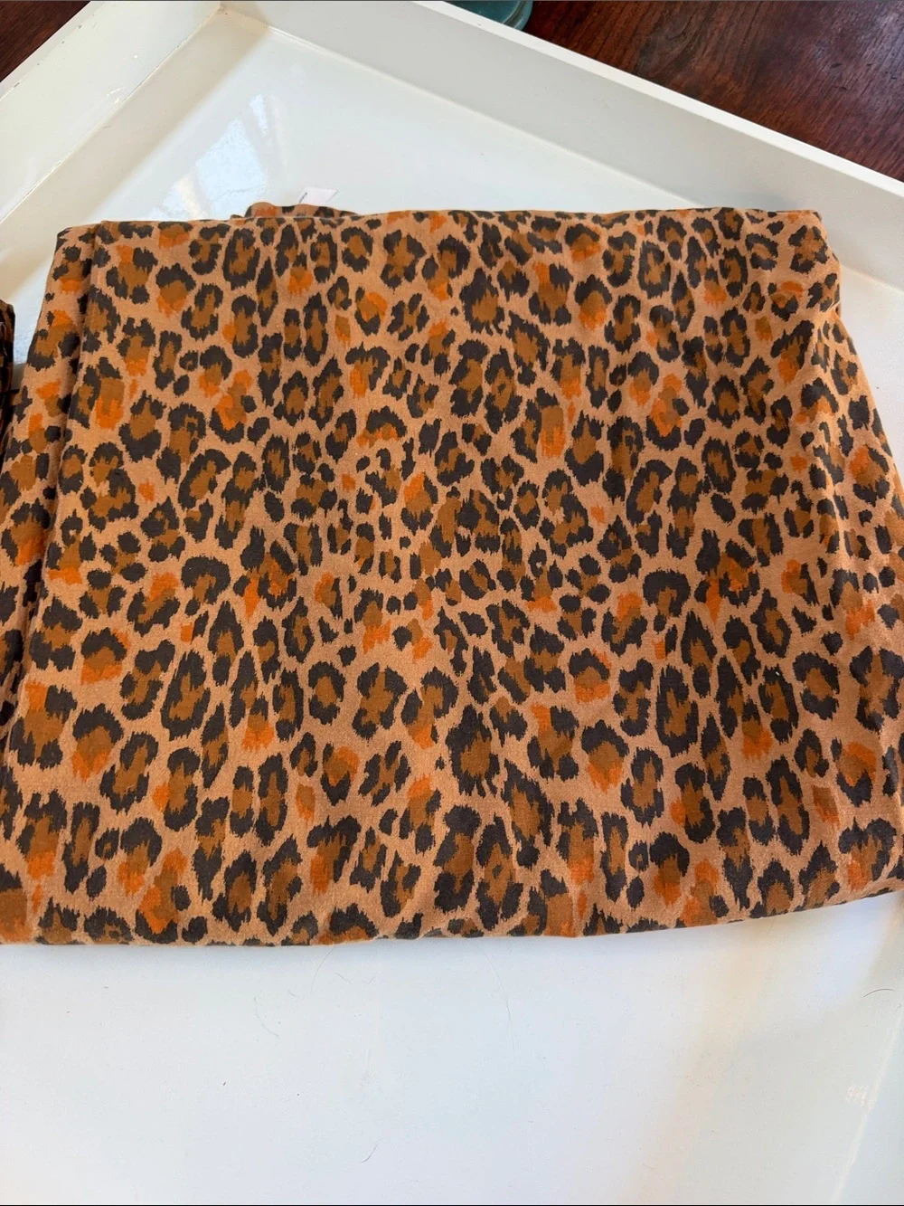 Urban Outfitters TWIN XL Leopard Print sheets in Brown & Orange Accents.